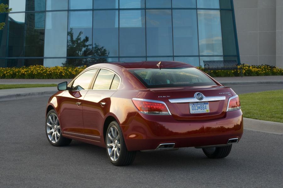  Buick LaCrosse CXS 2010 года  (фото 24 из 38)